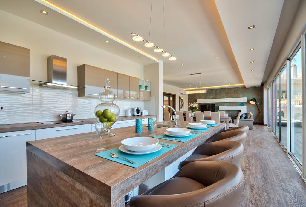 Villa Gaia - Sunset Views, Indoor Heated Pool, Sauna And Games Room Mellieħa Exterior foto